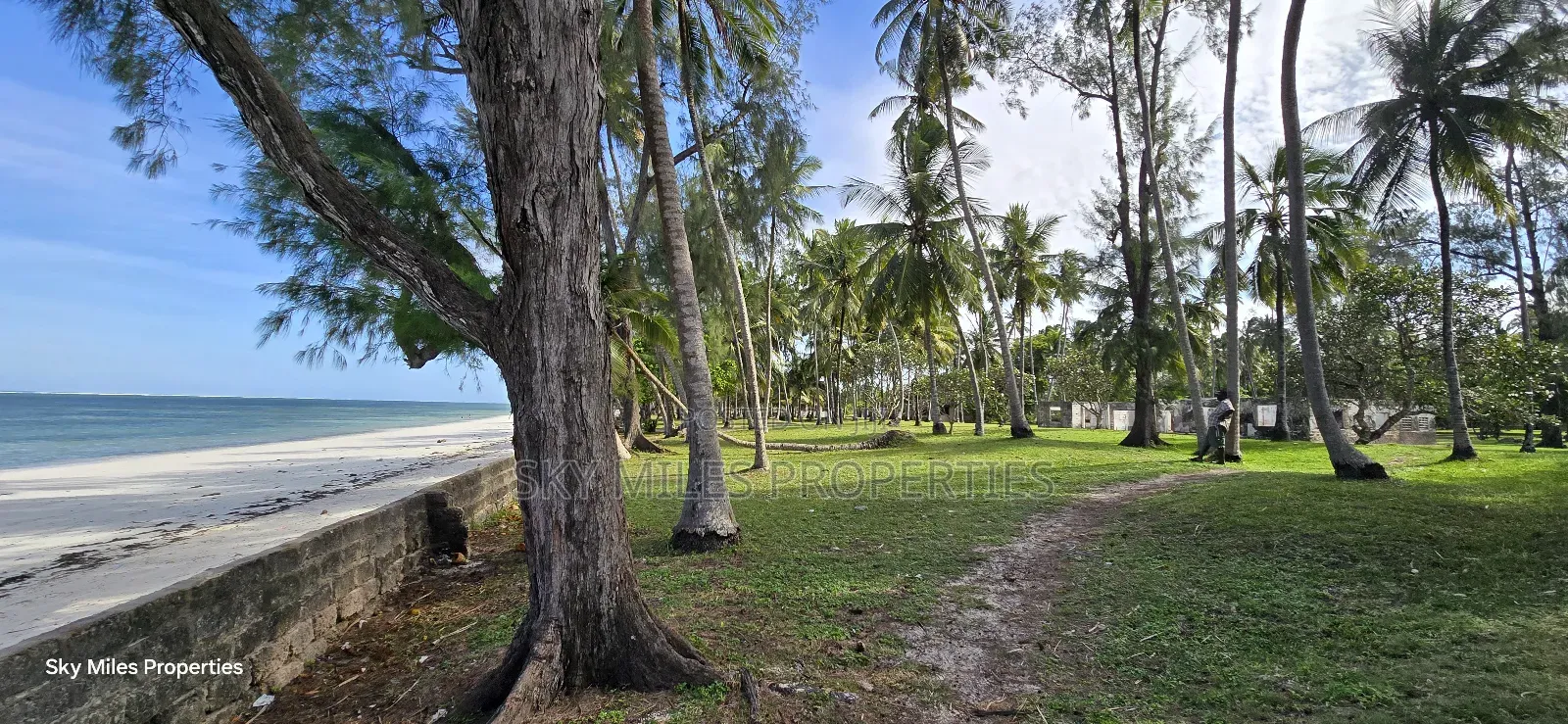 Kikambala,4 Acres Beach Plot on Sale
