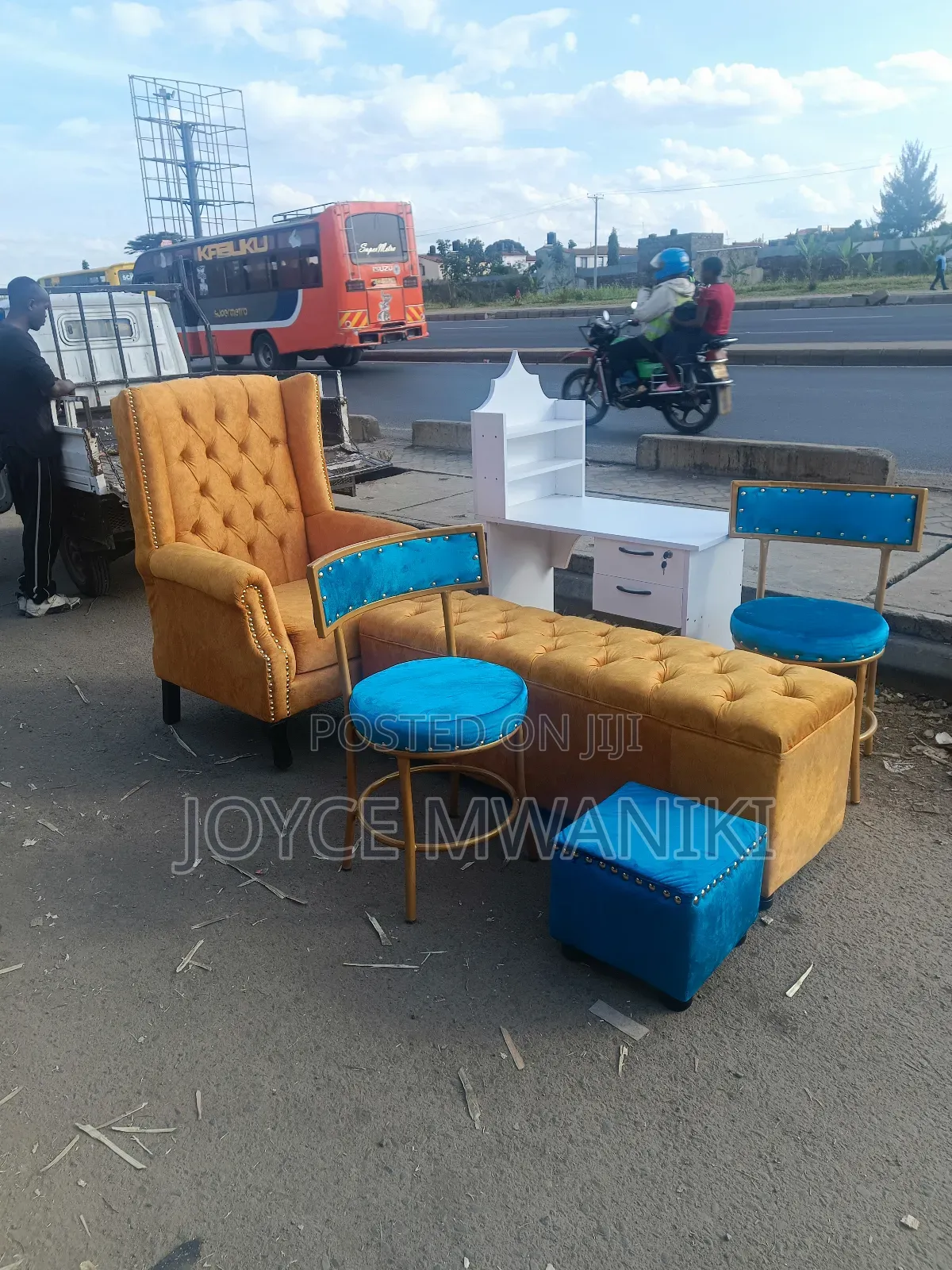 Pedicure Seat, Stool, Ottoman and Manicure Set 