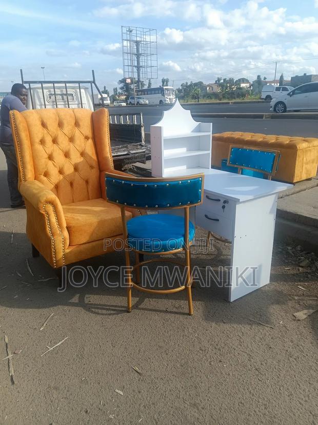 Pedicure Seat Gold, and Manicure Set  - thumbnail 2