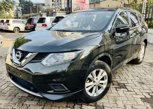Nissan X-Trail 2.0 Petrol AWD 2017 Green
