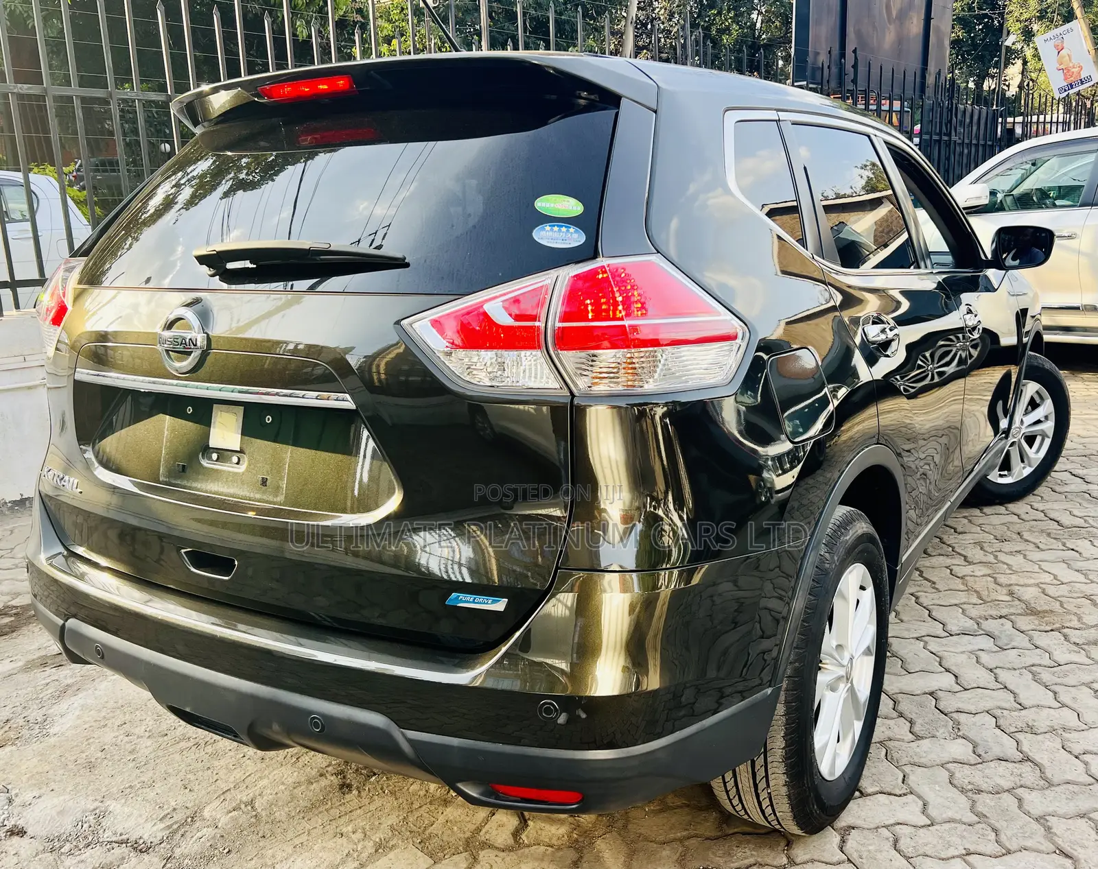 Nissan X-Trail 2.0 Petrol AWD 2017 Green