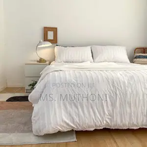 High Quality Duvet Cover 220*240 (Queen Size )