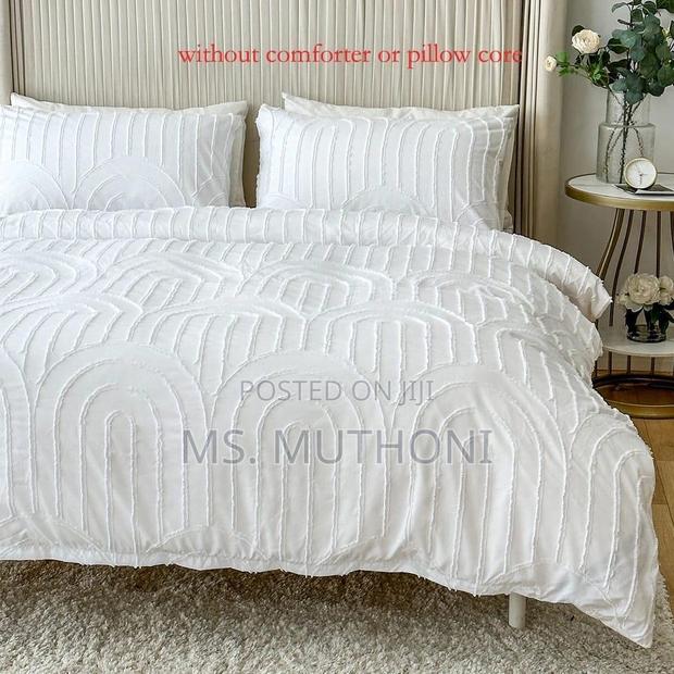 High Quality Duvet Cover 220*240 (Queen Size )