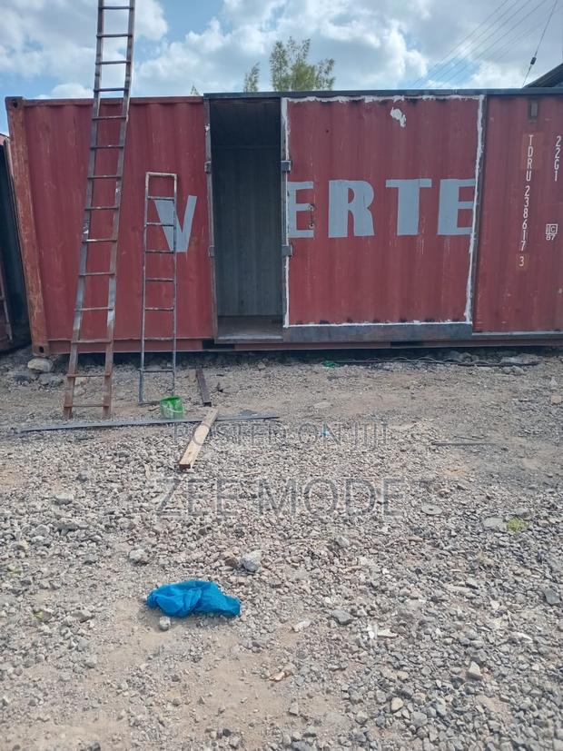 Ongoing Container Store With a Sliding Door - thumbnail 3