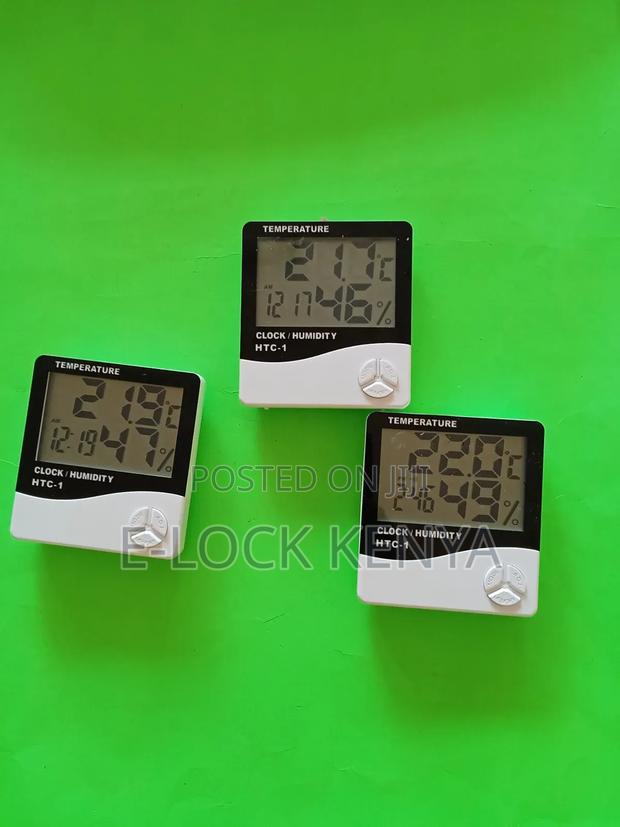 Office Hygrometer for Climate Regulation - main view