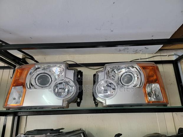 Discovery 3 Headlights (L319)