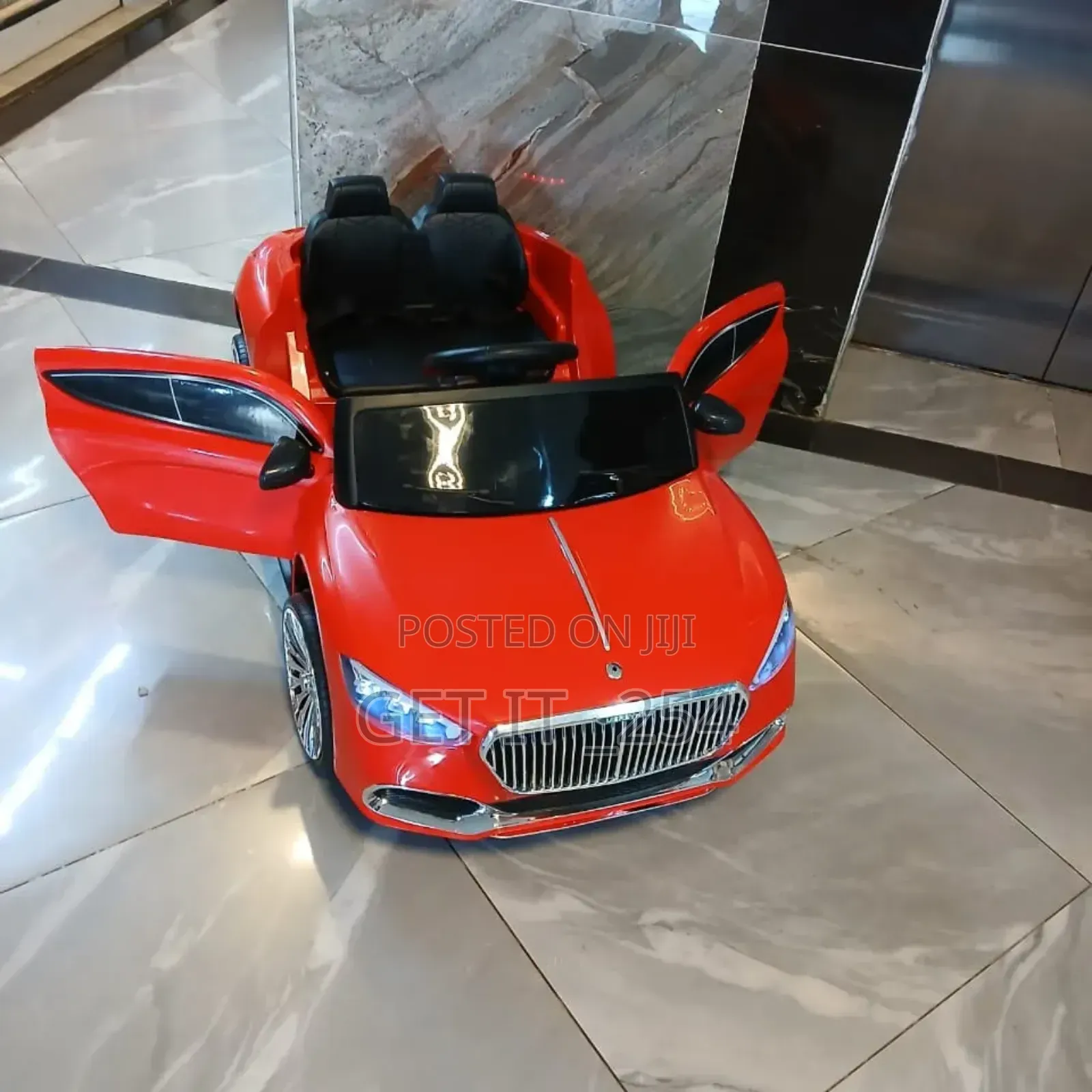 Kids Electric Ride on Car
Suitable for Kids Age2