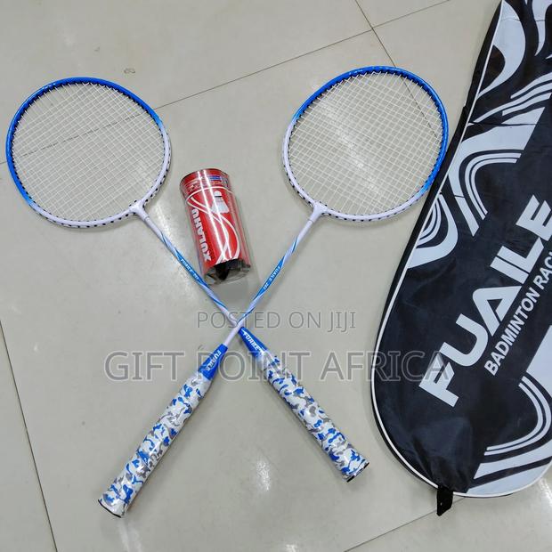 Badminton Racket With 2 Rackets and 2 Shuttlecocks - thumbnail 3
