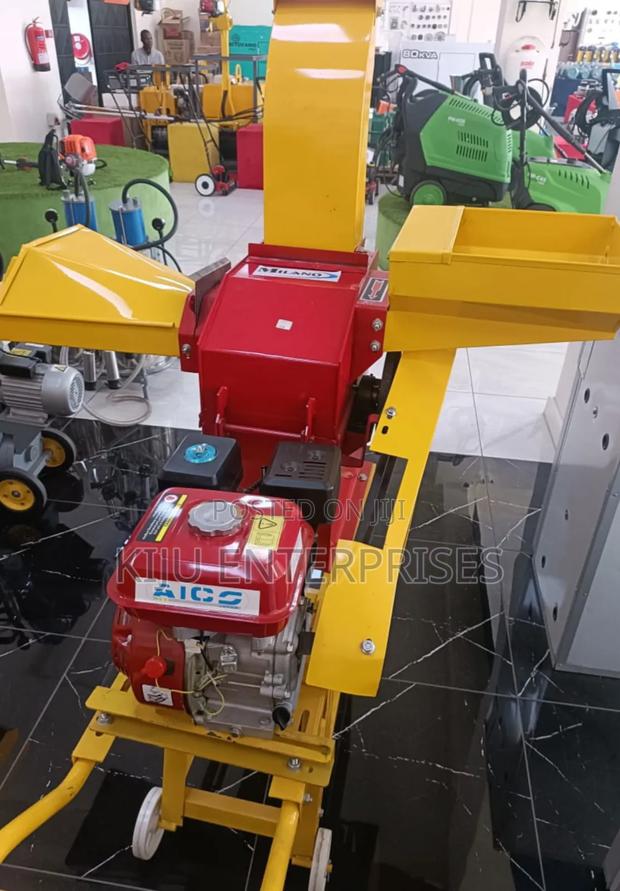 Feedchopper With Aico Brand of Engine - thumbnail 3