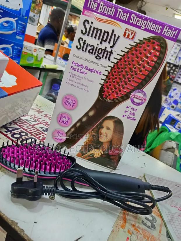 Brush That Straightening Hair - main view