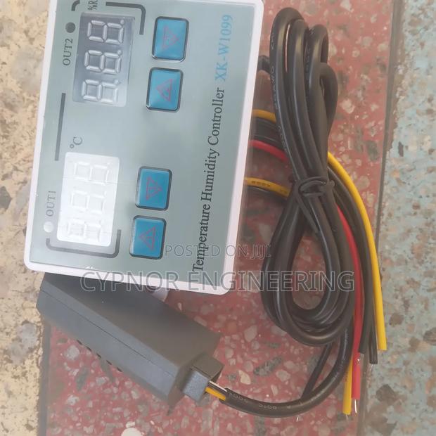 Room Hygrometer and Thermostat System