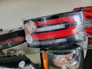 Discovery 5 Taillight (L462)