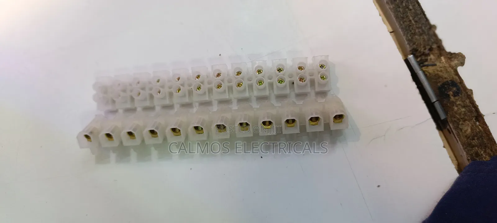 60a Strip Connectors