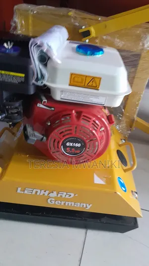 Diesel Plate Compactor