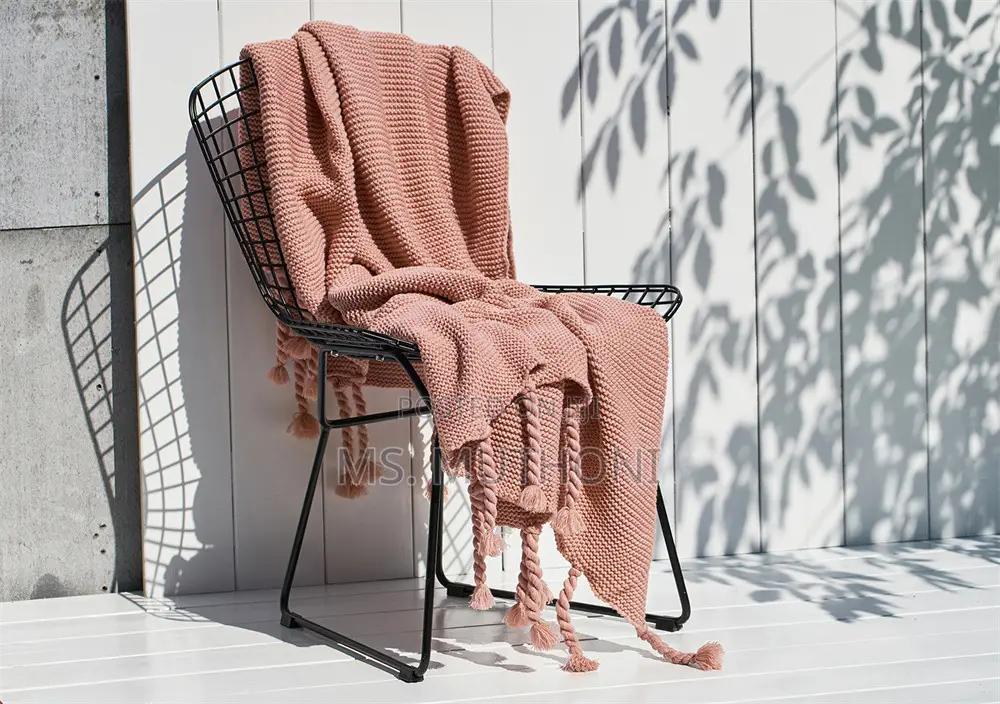 Quality Supper Soft Knitted Throw Blankets With Tassels
