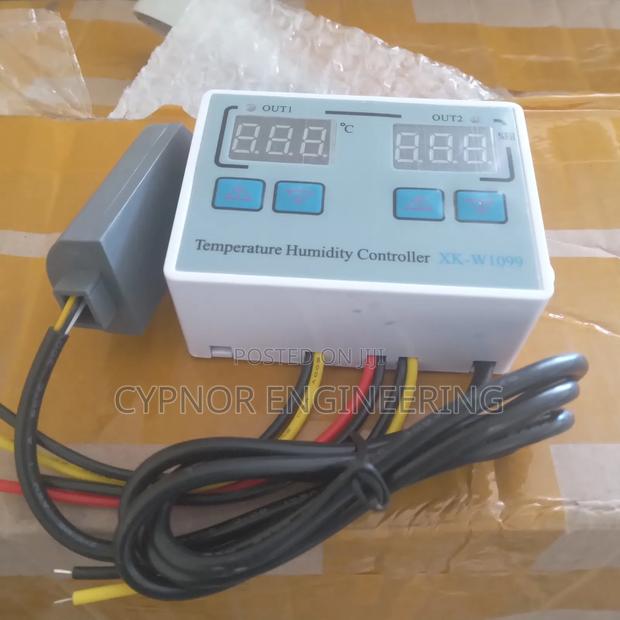 Incubator Thermostat and Hygrometer Control