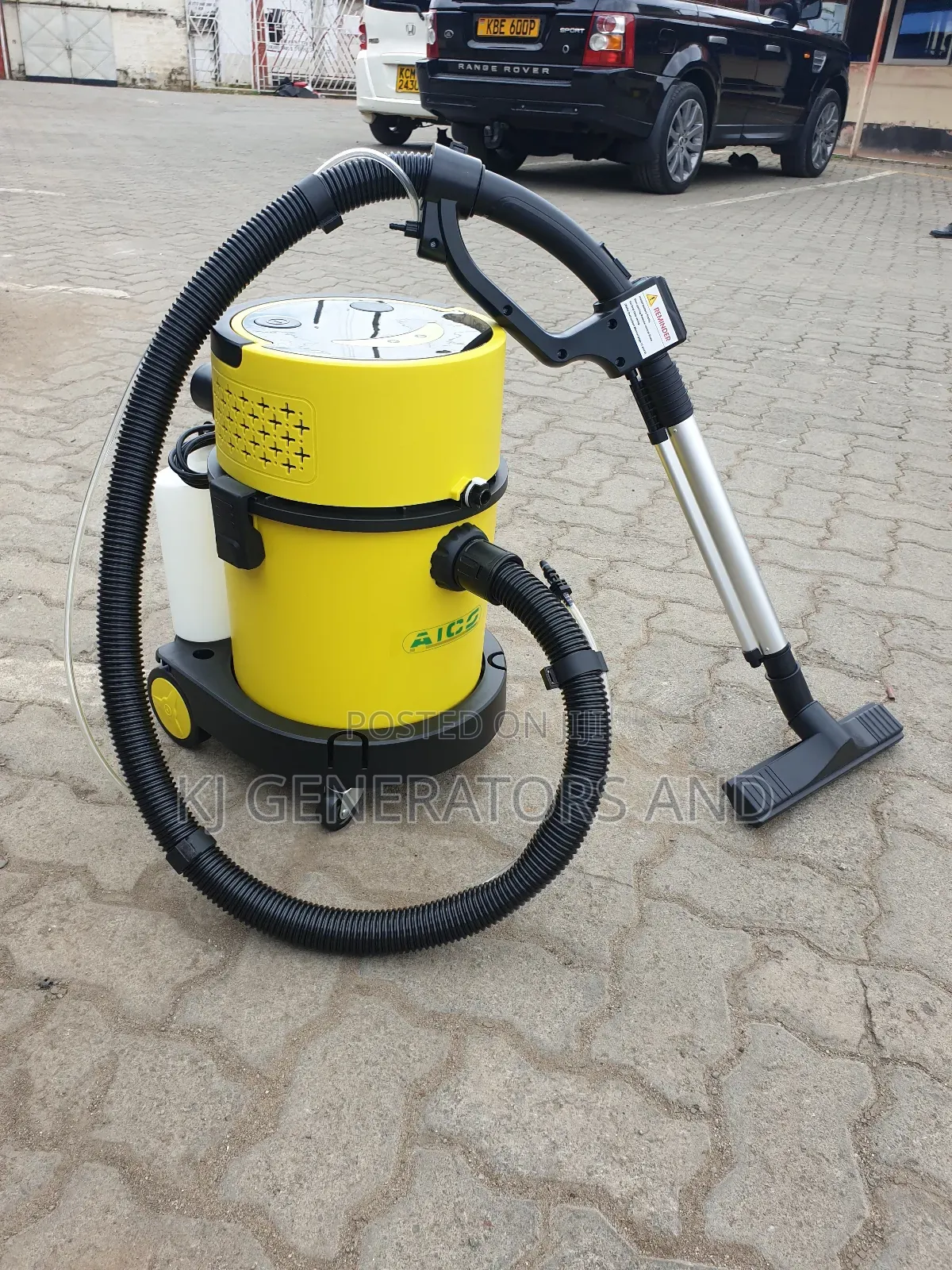 Both Wet and Dry Heavy Carpet Cleaner 