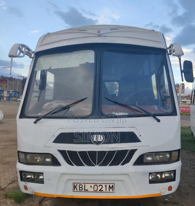 Nissan Civilian 2008 White
