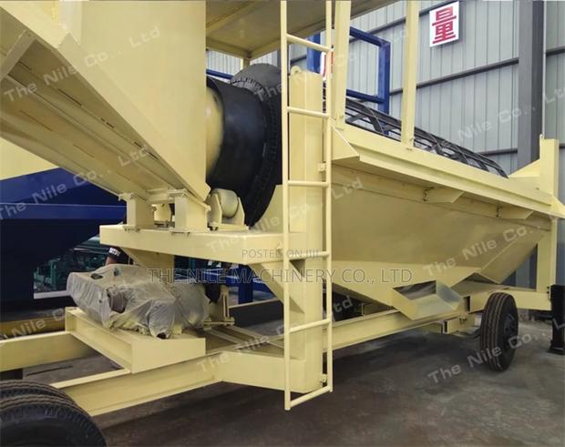 Mobile Placer Gold Mining Plant Compound Trommel Screen - thumbnail 3