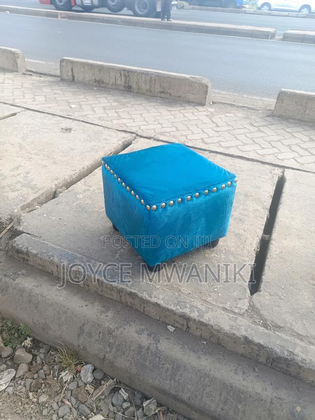 Pedicure Stool, Turkuish - thumbnail 3