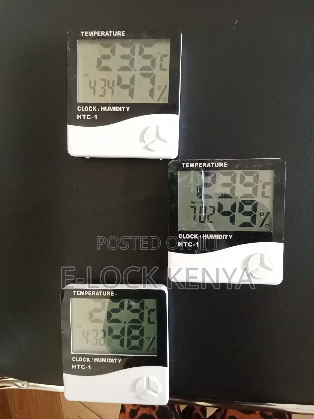 Nursery Hygrometer With Gentle Temperature Display