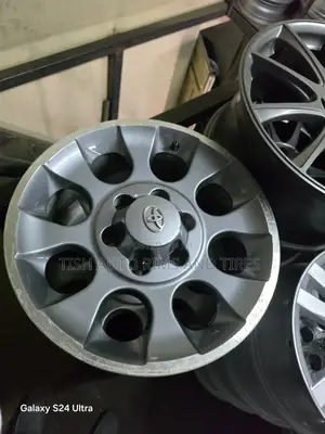 Original Toyota Hilux,Surf 17 Inch Rims Set
