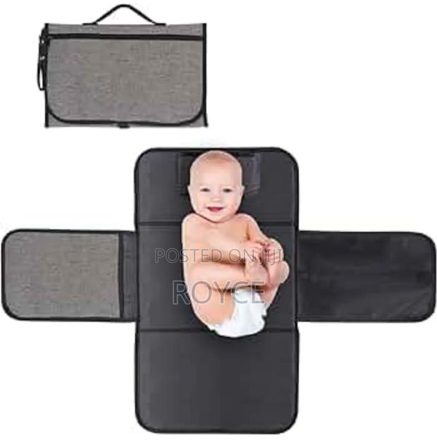 Portable Waterproof Diaper Changing Mat - thumbnail 4