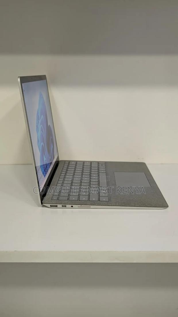 Laptop Microsoft Surface 16GB Intel Core I7 SSD 512GB - thumbnail 3