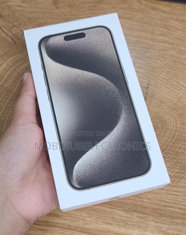 New Apple iPhone 15 Pro 256 GB White - thumbnail 3