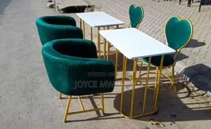 Manicure Set, Green and White Table - thumbnail 2