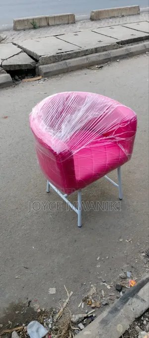 Styling Chair, Hot Pink and White 