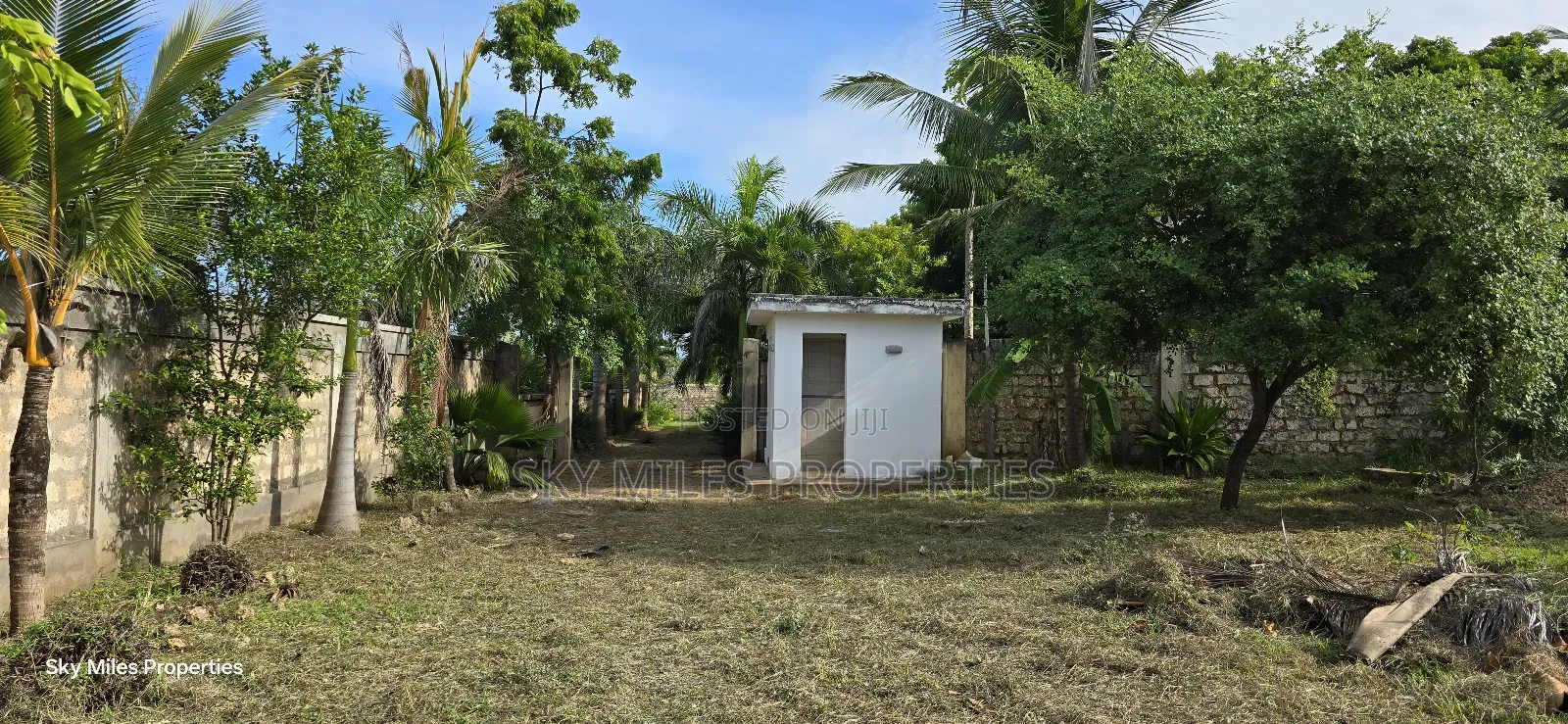 Second Row Prime 1/2 Acre Beach Plot for Sale in Kikambala
