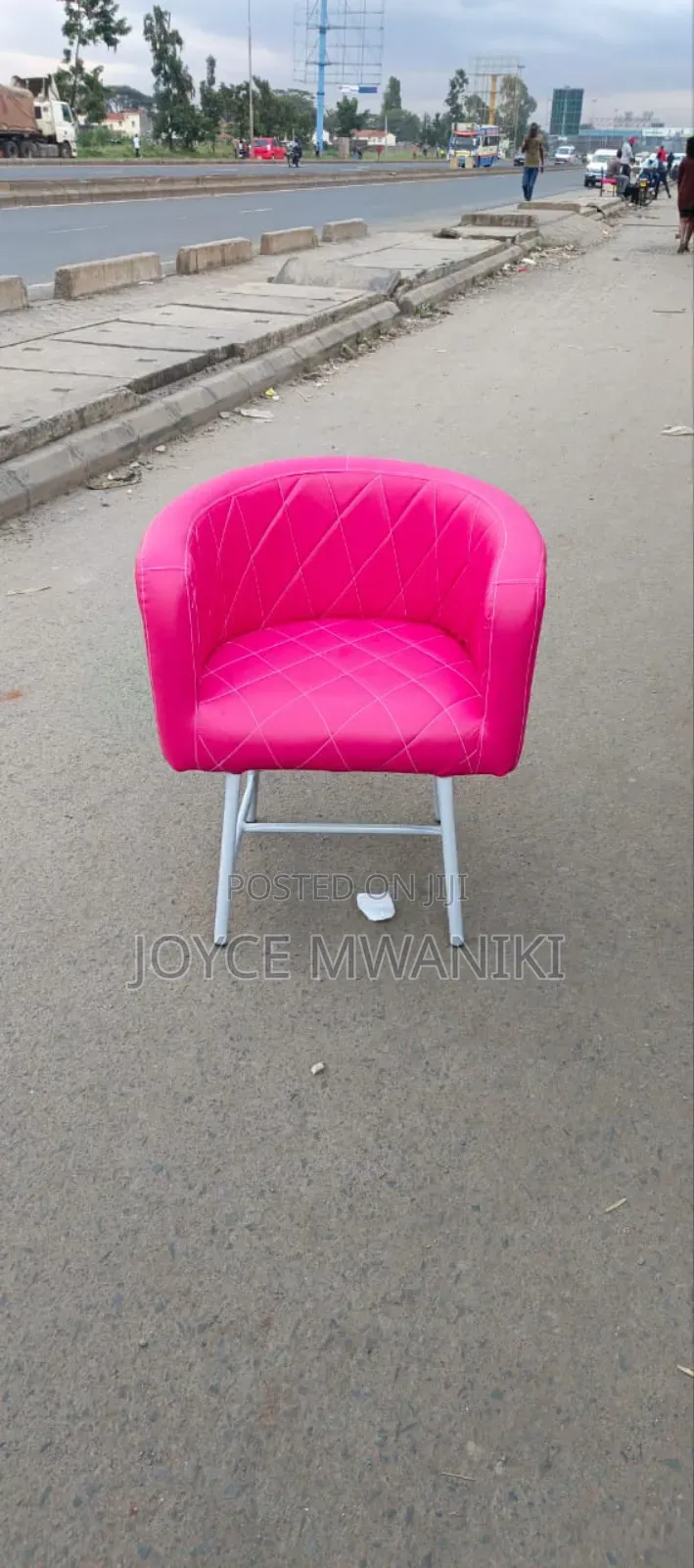 Styling Chair, Hot Pink and White 