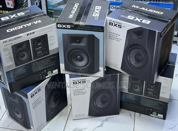 M-Audio Bx5 D3 ,2-Way 100w Powered Studio Monitor
