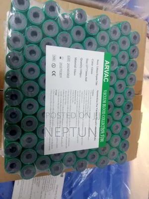Vacutiners Green Top