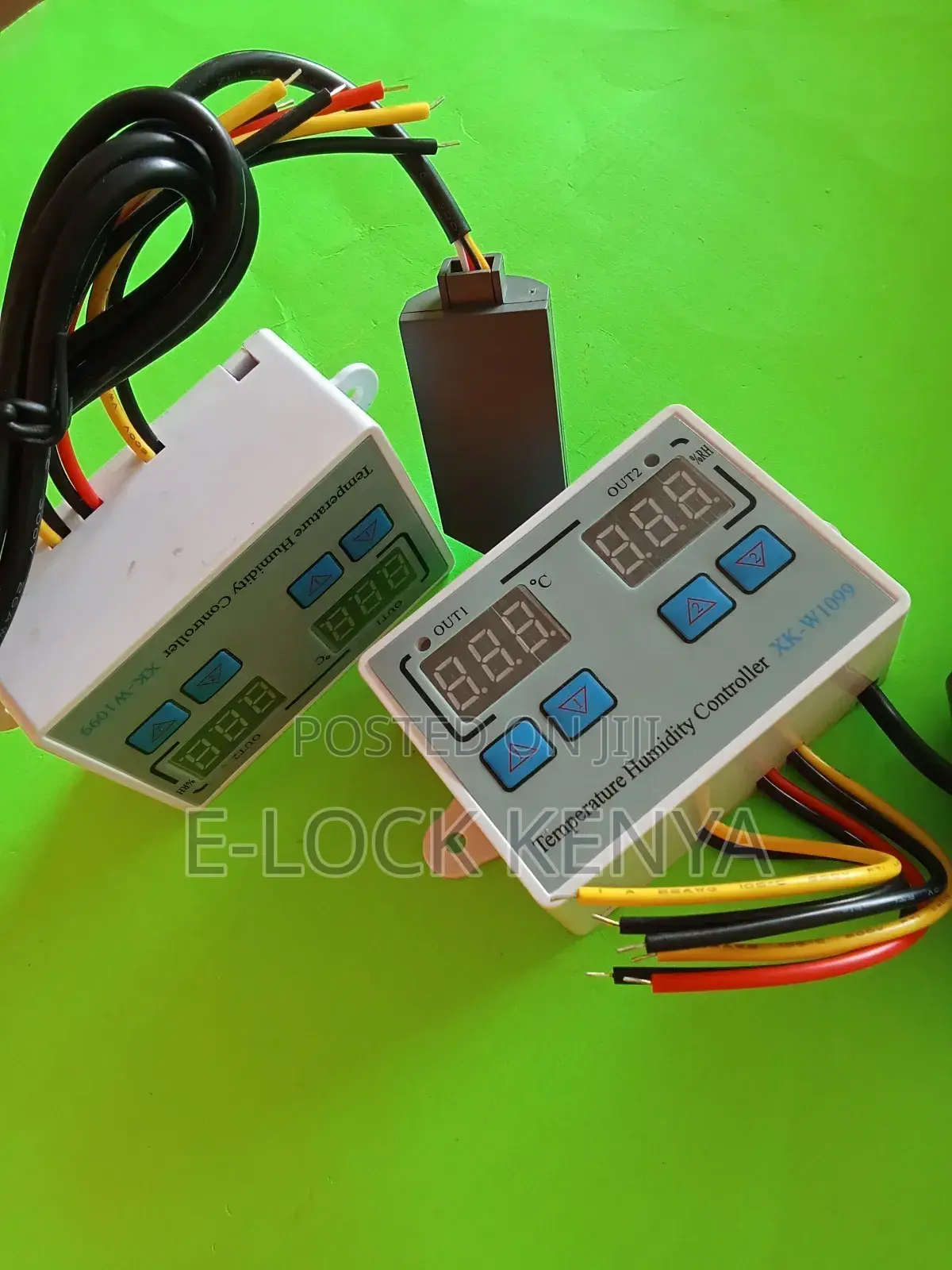 Home Thermostat and Hygrometer Combo Device