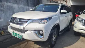Toyota Fortuner 2018 White