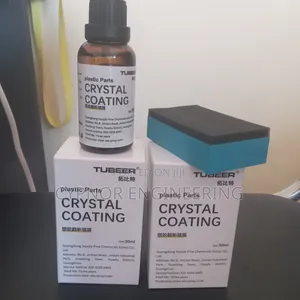 Easy to Use Restorer for Car Plastics