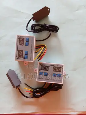 Incubator Thermostat With Hygrometer System