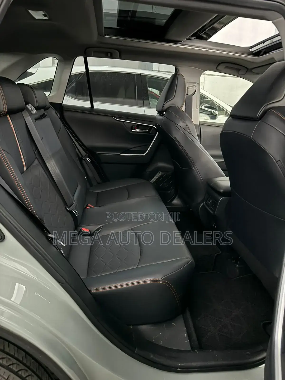 Toyota RAV4 Adventure 2019 Green