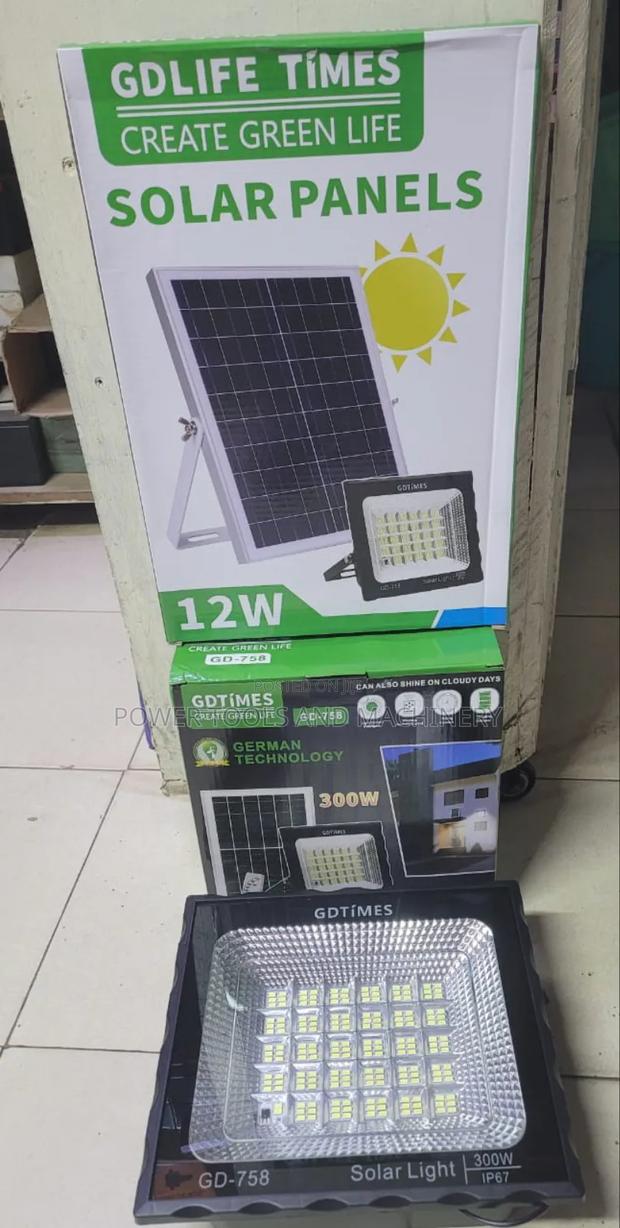 300watts Floodlight Solar Security Light - main view