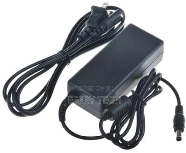 12V 3A AC/DC Adapter W/ 5.5 X 2.5mm DC Barrel Data Connector - thumbnail 2