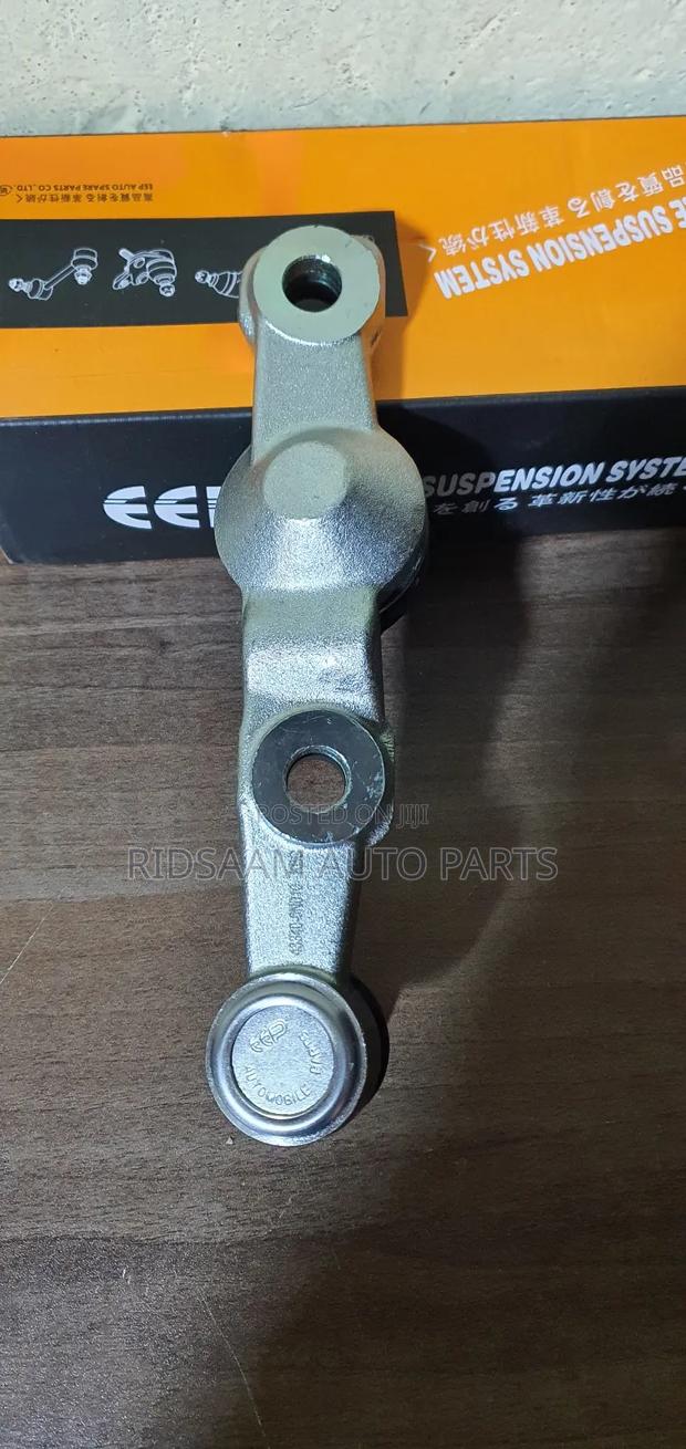 Mark X/Crown Lower Ball Joints - thumbnail 2