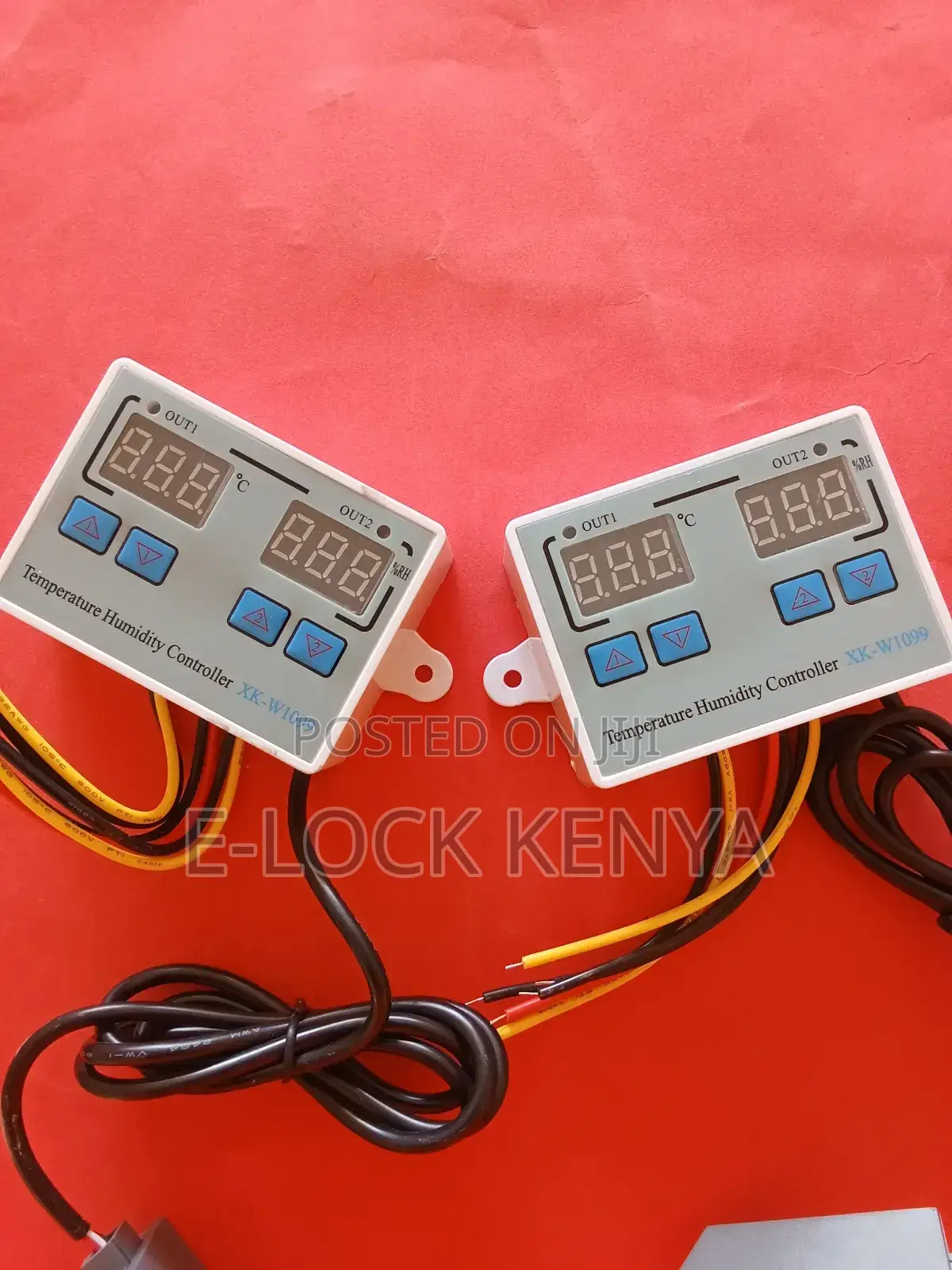 Lab Hygrometer and Thermostat System