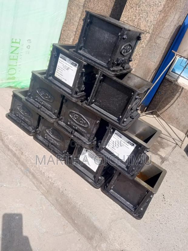 150mm Quality Cube Moulds