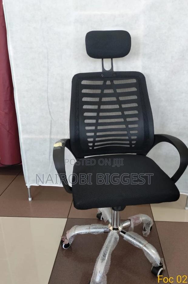 L Secretarial Mesh Office Chair With Headrest - main view