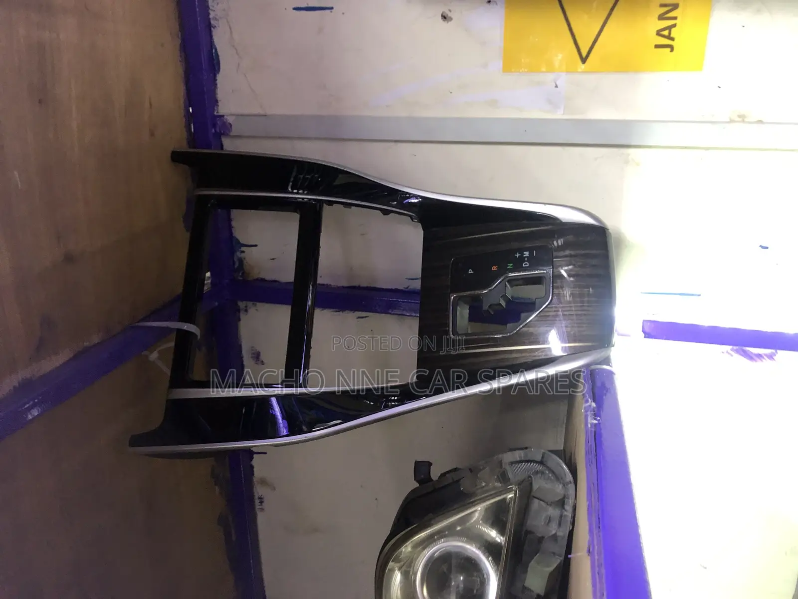 Toyota Harrier 2015 Radio Console