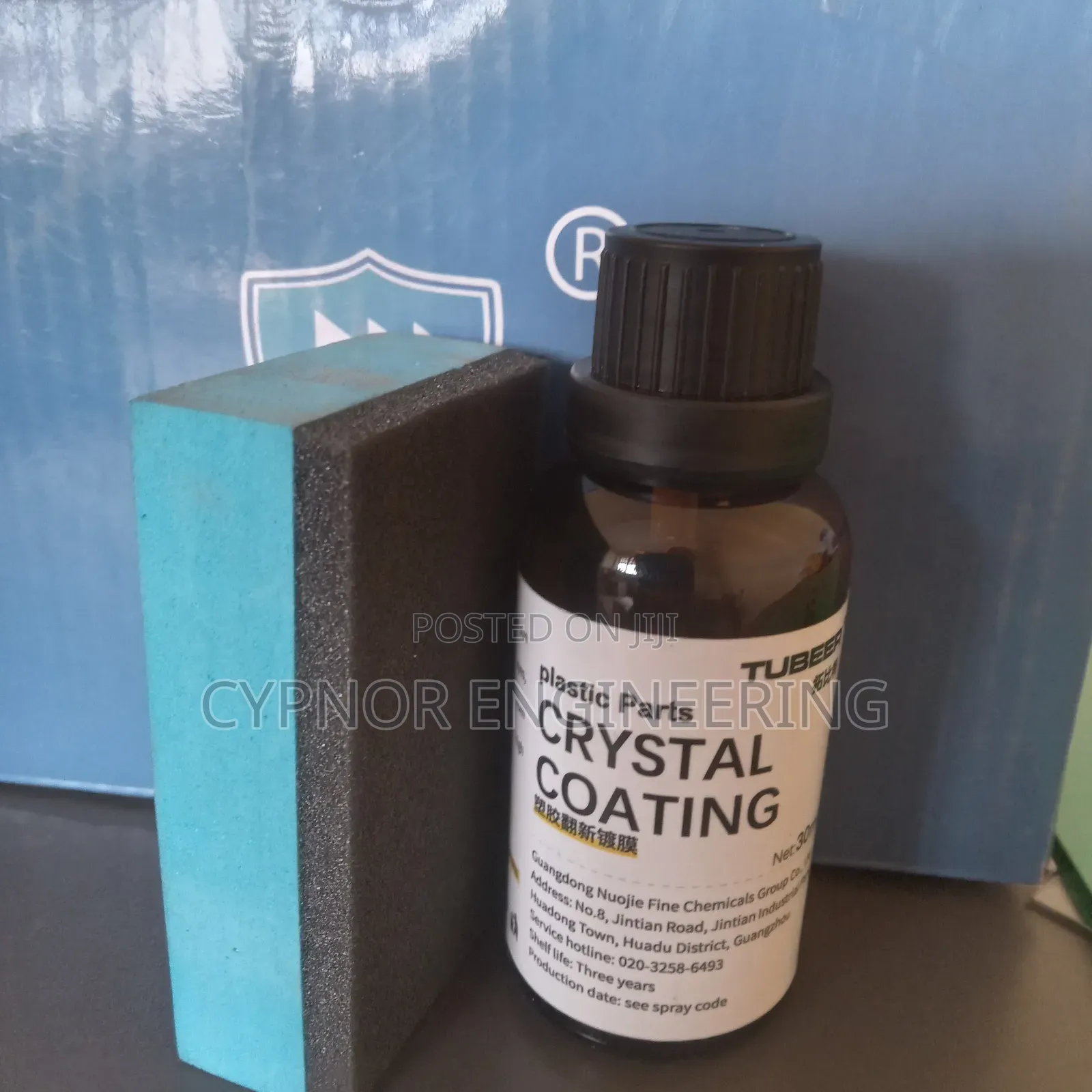 Glossy Plastics Restorer for Car Trims
