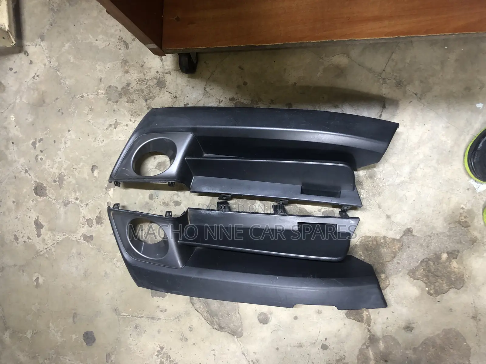 Toyota Crown Royal 2015 Fog Covers (Per Piece )