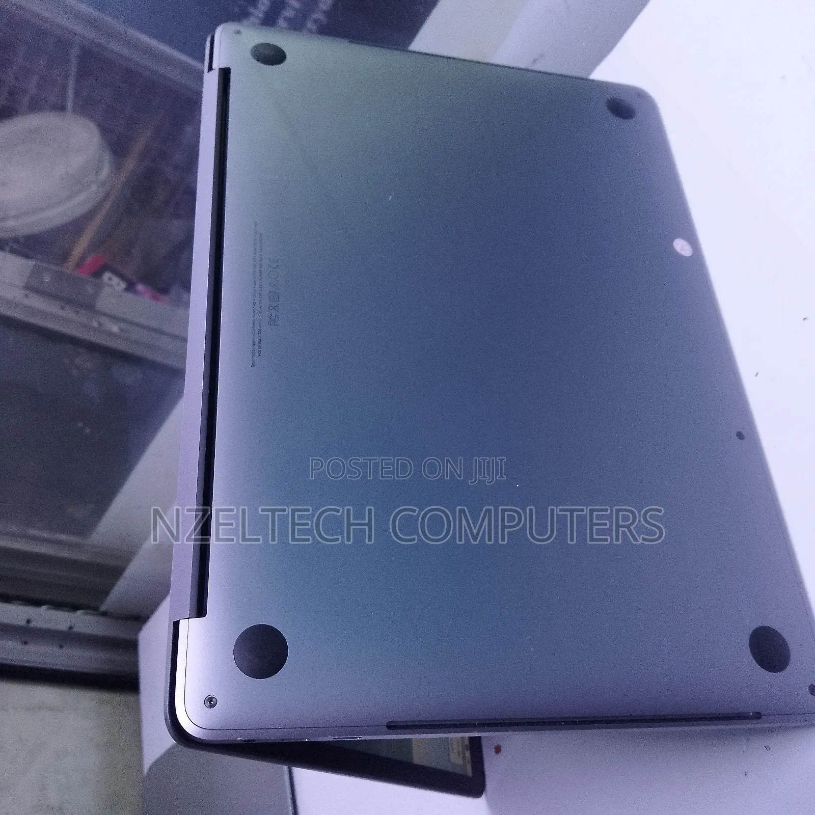 Laptop Apple MacBook Pro 2017 16GB Apple M3 Pro SSD 256GB